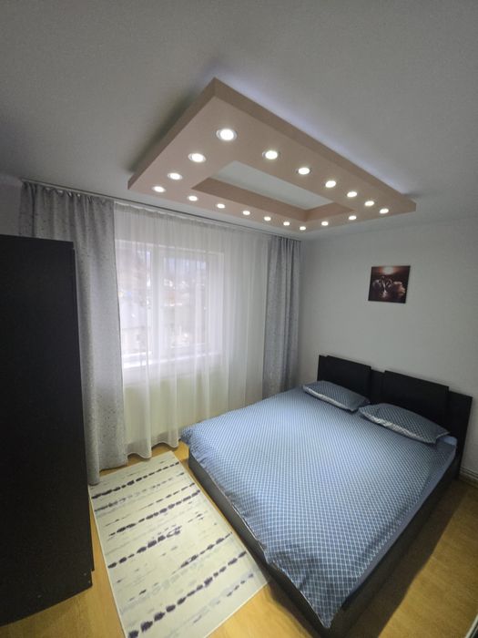 Vand apartament nou ultimul etaj,posibilitate mansarda
