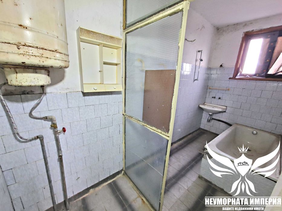 Продава се Къща в с. Искра, Област Пловдив - 245 кв.м за 148 €/кв.м - Снимка #14