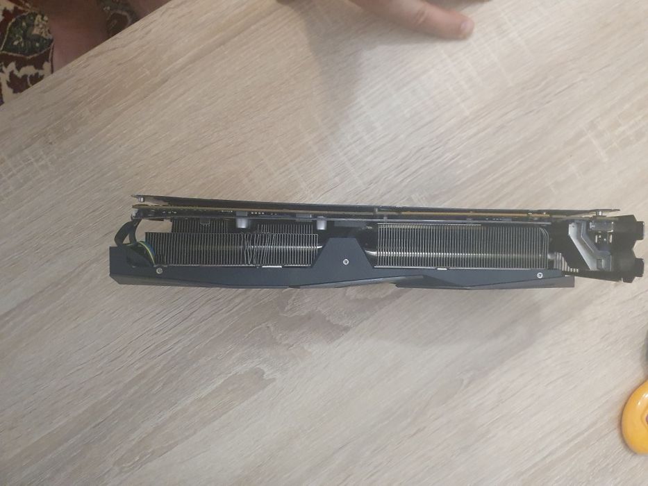 Amd rx 580 8Gb Strix Defect!