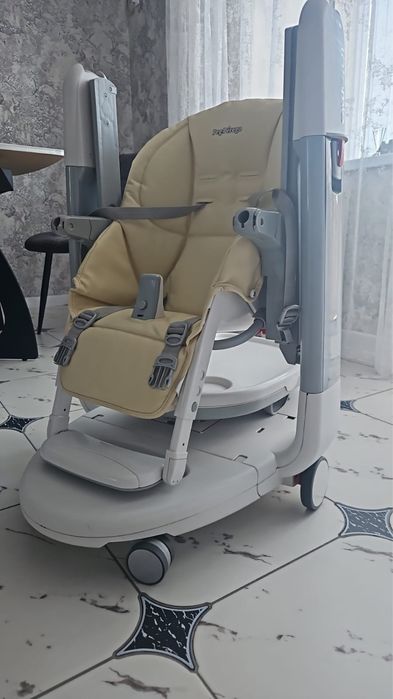 Детский стульчик Peg Perego (Италия)