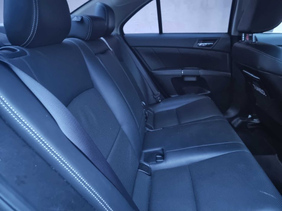 Продавам Suzuki Kizashi 2012 Auto petrol. 2.4cc 220hp. AWD/2WD