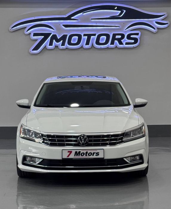 Volkswagen Passat 2.0  R-Line