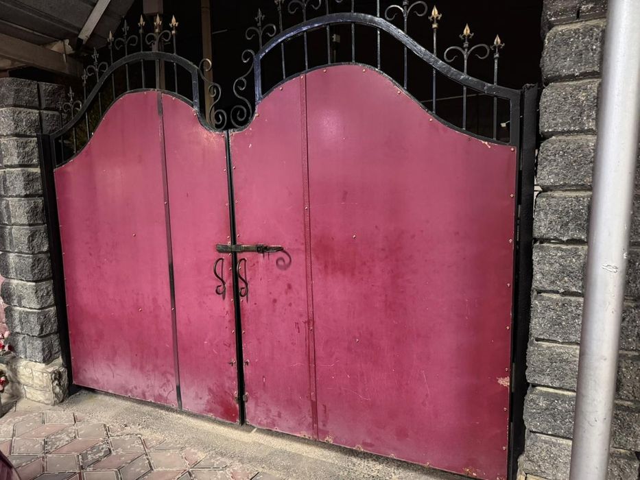 Продам ворота в хорошем состоянии