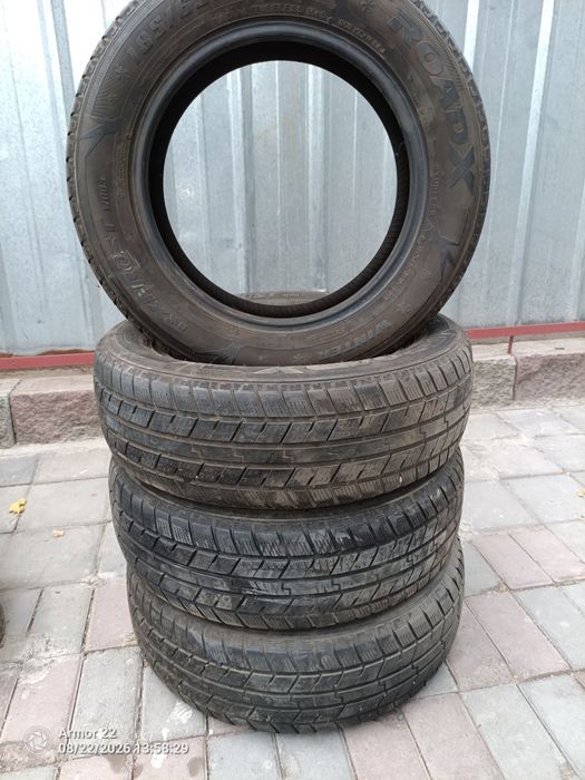 Продам шины комплект на 15
