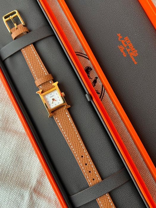 Часы Hermes в фименной упаковке