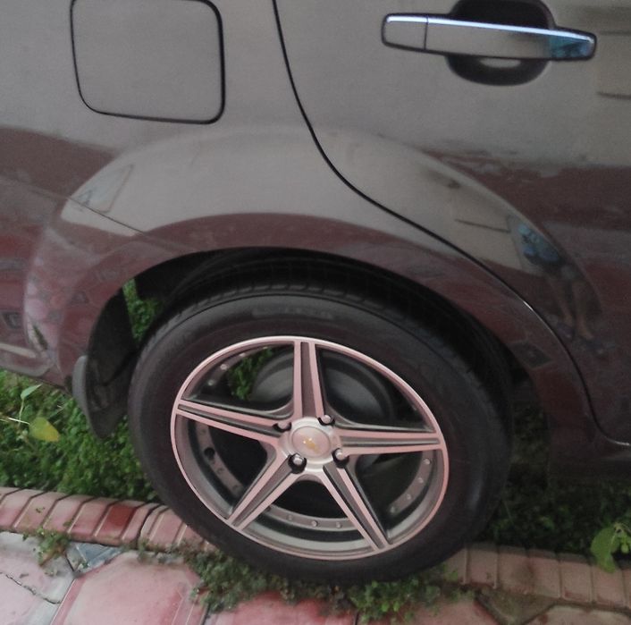 Диски с шинами R15 для Спарк, Нексия-1,2,3,