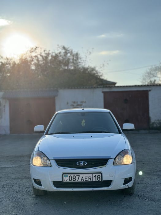 Продам приору 2012 года люкс плюс