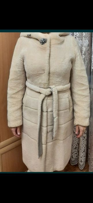 Продам мутоновую шубу