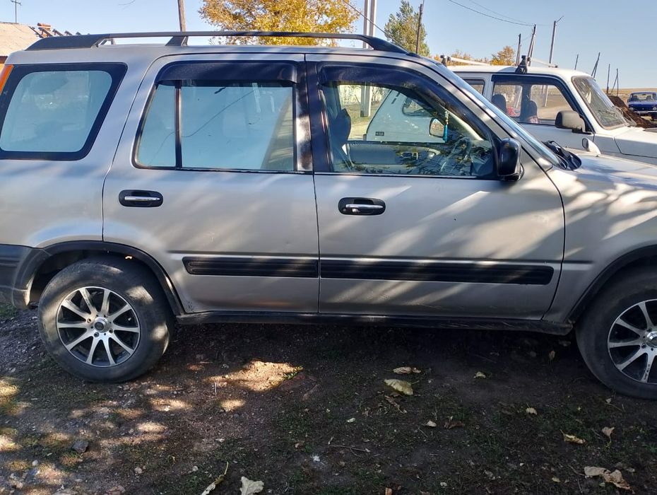 Автомобиль Хонда срв