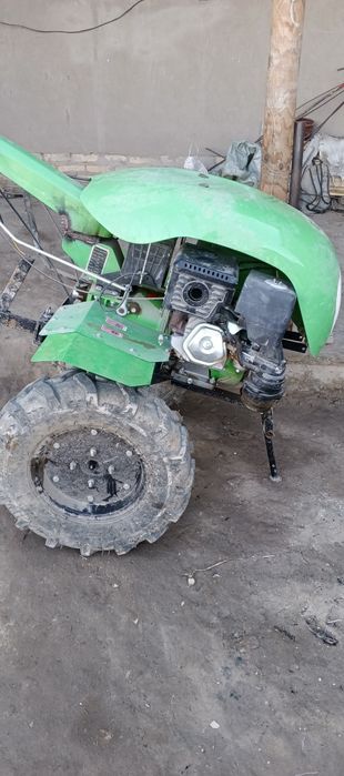 Mini taraxtir sotiladi xolat yaxshi kilitda yonibduribdi