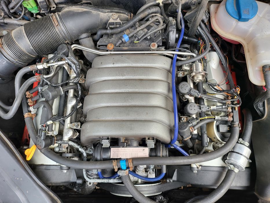 Ауди А4 Б6 3.0 Quattro 220кс