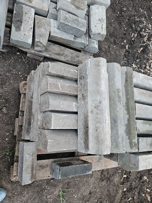 Borduri  de beton