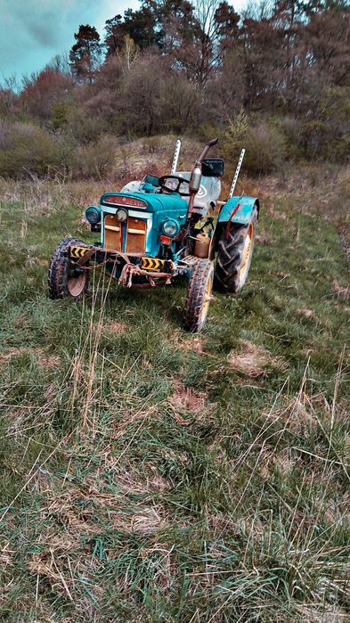 Vând tractor ford 40 cp