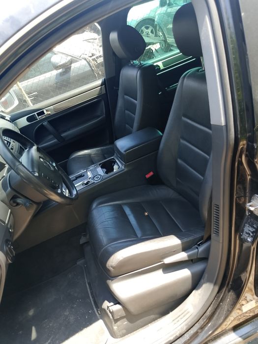 VW Touareg 3.0 TDI , V6,224 к.с. , автоматик , 60 броя на части