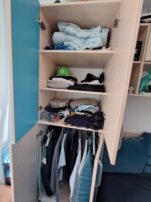 Mobilier camera copil / copii dressing si corp suspendat