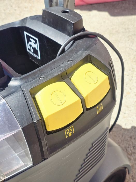 Karcher Puzzi 8/1