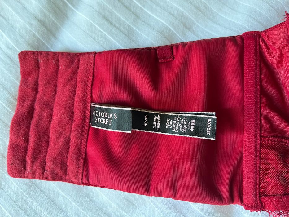 Автентични сутиени Victoria’s Secrets