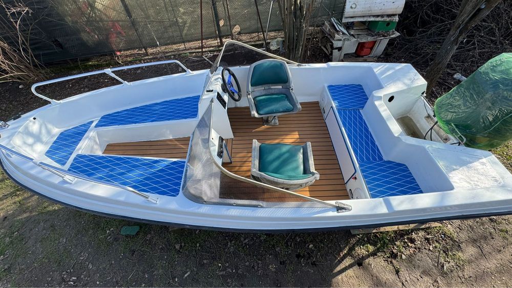 Vand barca Nova Concord 430