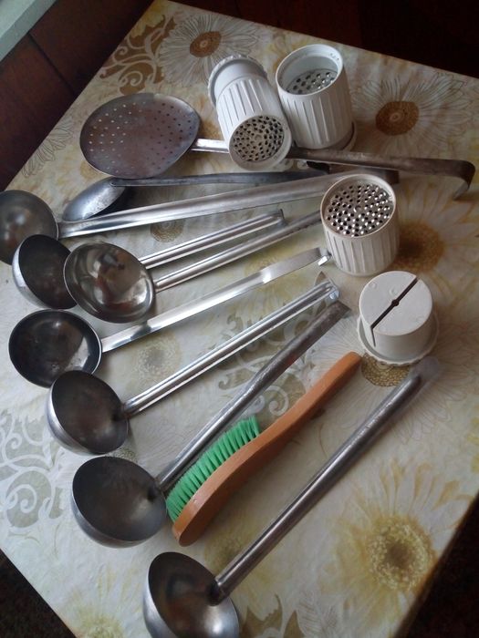 Черпаци решетки кухненска посуда