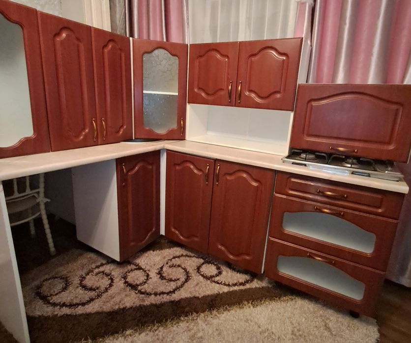 Кухонный гарнитур бу продам