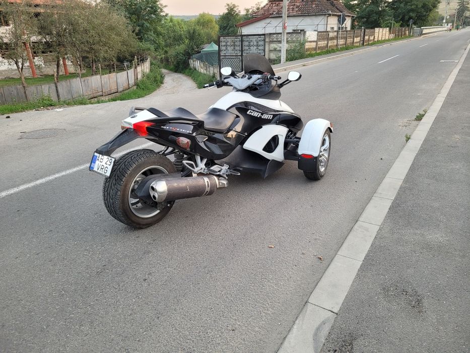 Can-am Spyder 1.0i