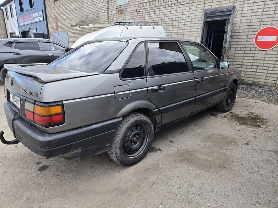Продам машину пасат б3
