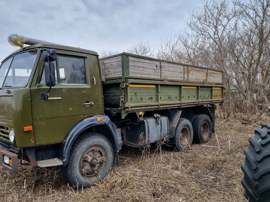 Продам Камаз зерновоз с прицепом