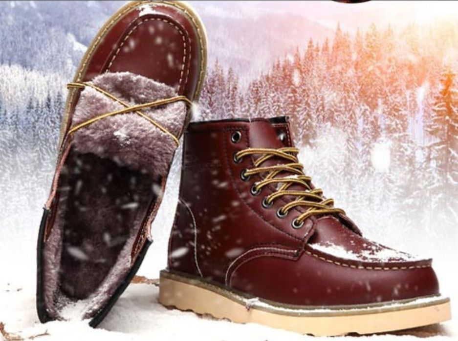 Vând bocanci Model Moc Toe mărimea 42 model Fabulos Top