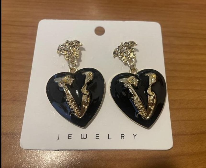 Cercei Versace model nou