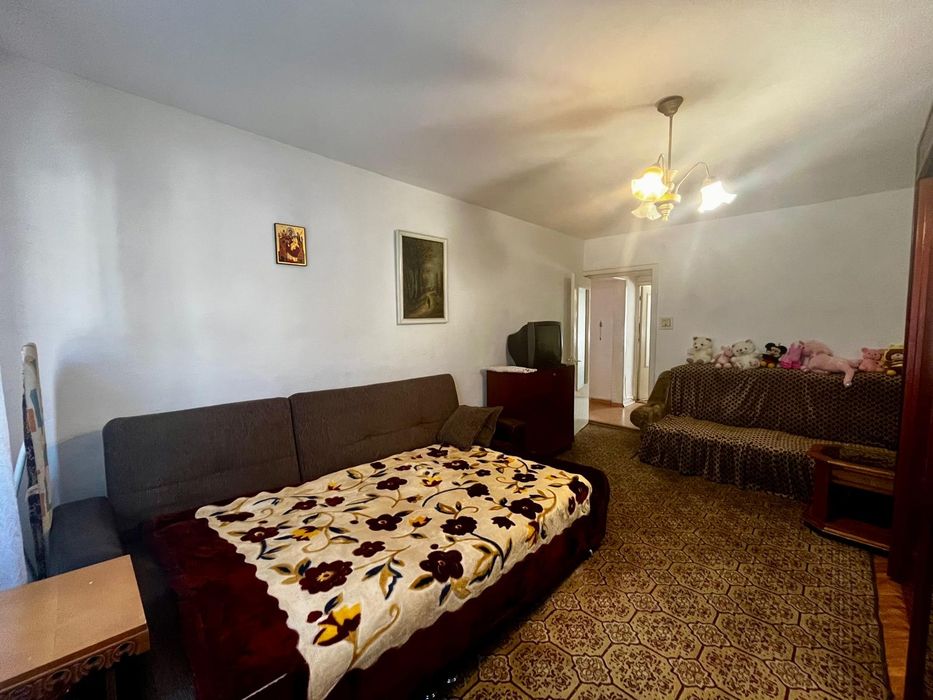 Închiriez apartament 2 camere, clima, centrala