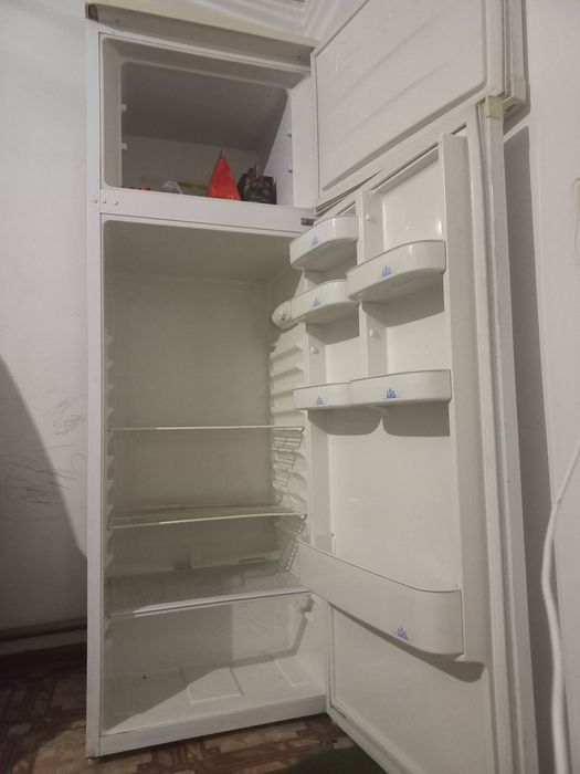 Холодильник для запчасти