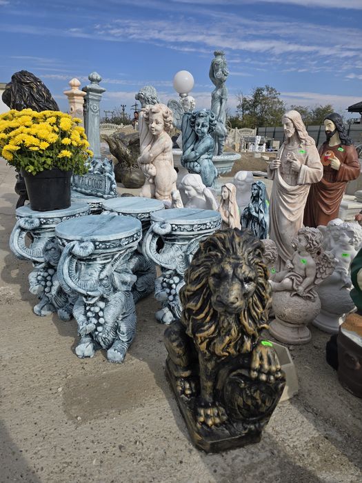 Ghiveci/statuete/cismele si decoratiuni din beton