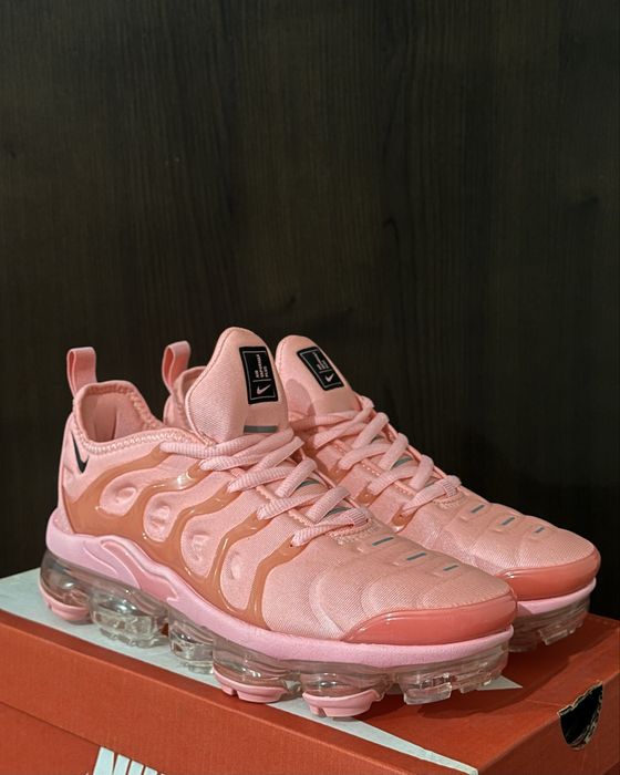 Nike Air VaporMax Plus “Pink Foam”