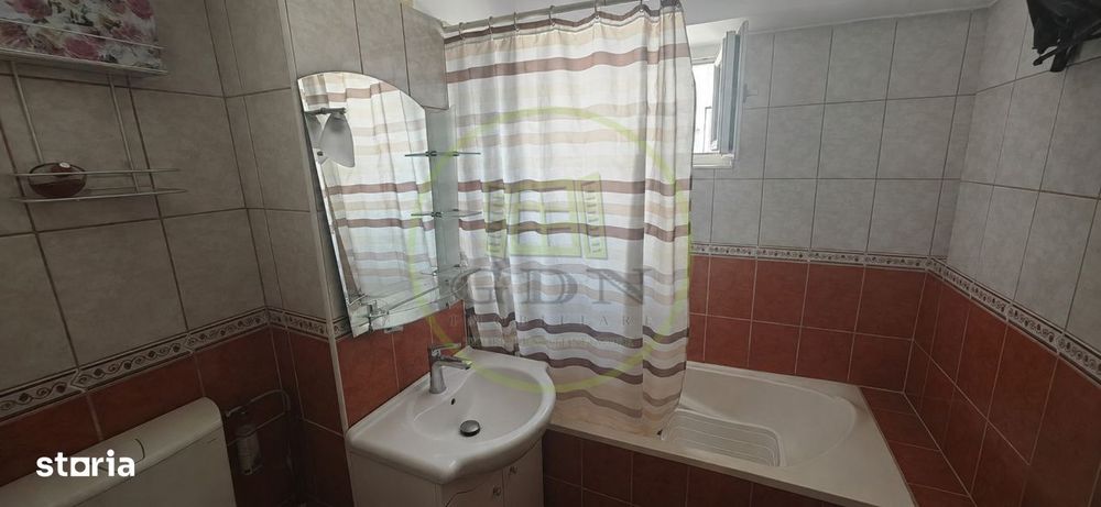 Apartament 3 camere, decomandat, 71 mp, Brazda, zona Liceul Titulescu