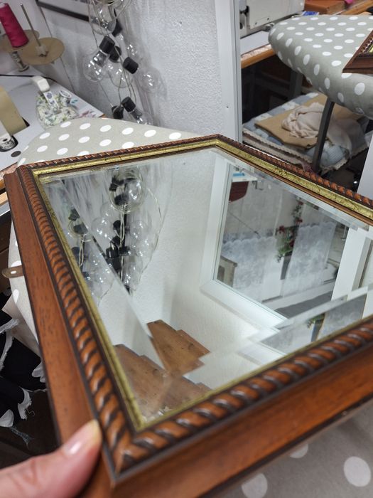 Стенно   огледало