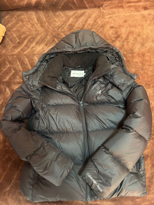 Vand Geaca Calvin Klein,dama,marimea L