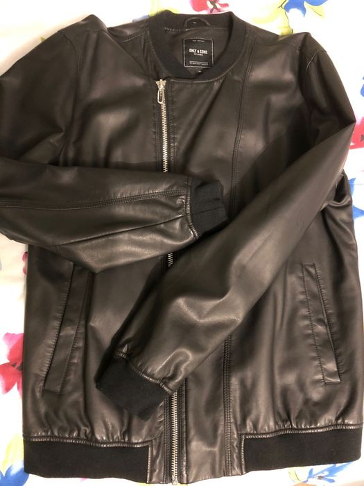 Greaca biker din piele ecologica