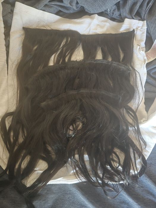 Продавам естествена коса