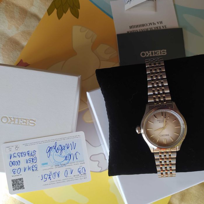 Часовници SEIKO и TIMEX, не употребявани. ПОДАРЪК !