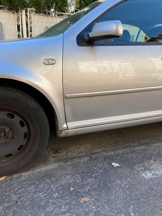 Volkswagen Bora 1.6 FSI