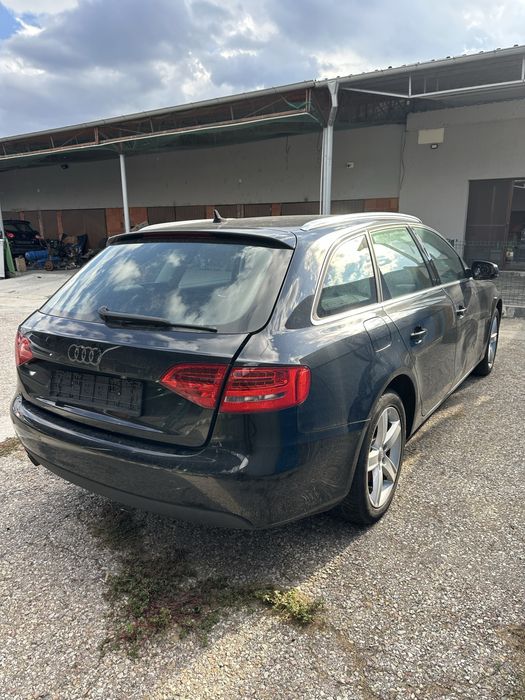 Audi A4B82.0TDIНа Части