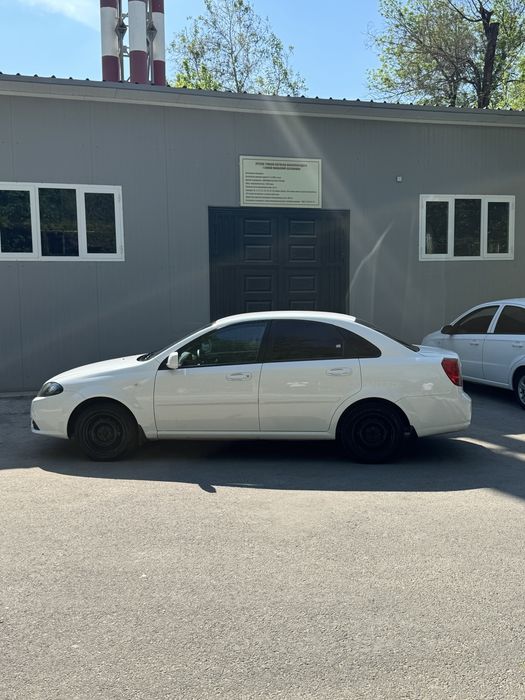 Gentra 2018 yil  1 Yevro Srochno !!! Kondyor bor