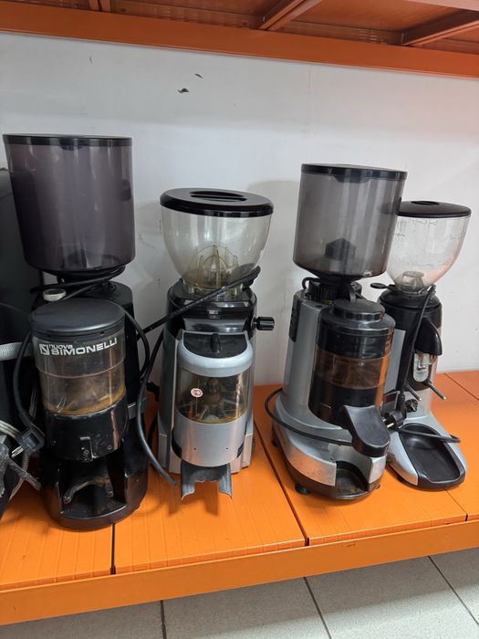 Продам кофемашину simonelli, Brasilia