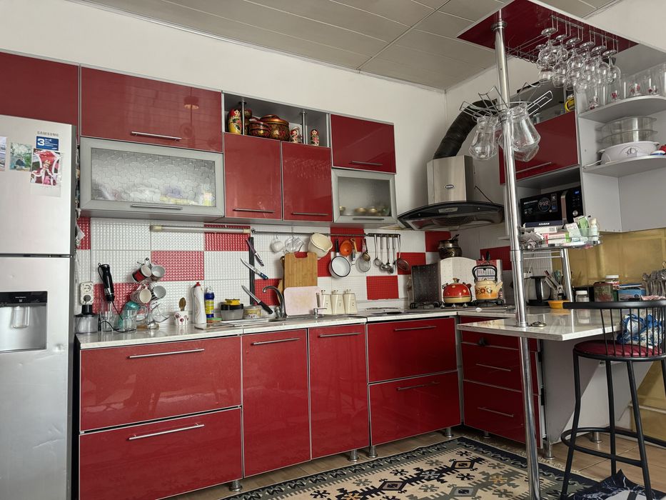 Кухонная мебель