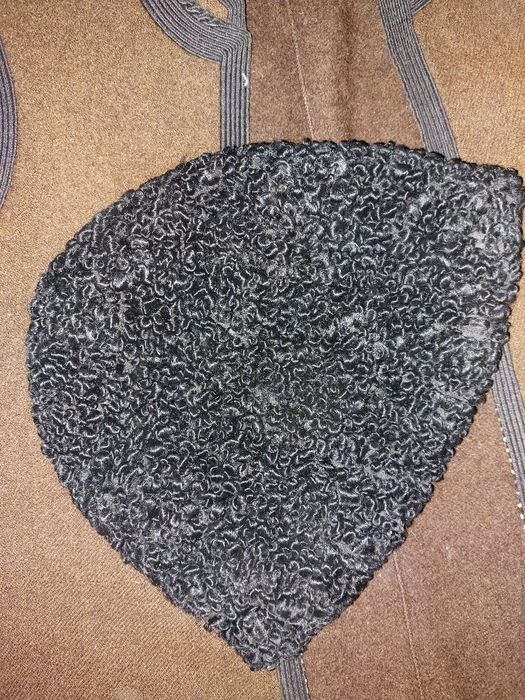 Автентичен възрожденски астраганен калпак