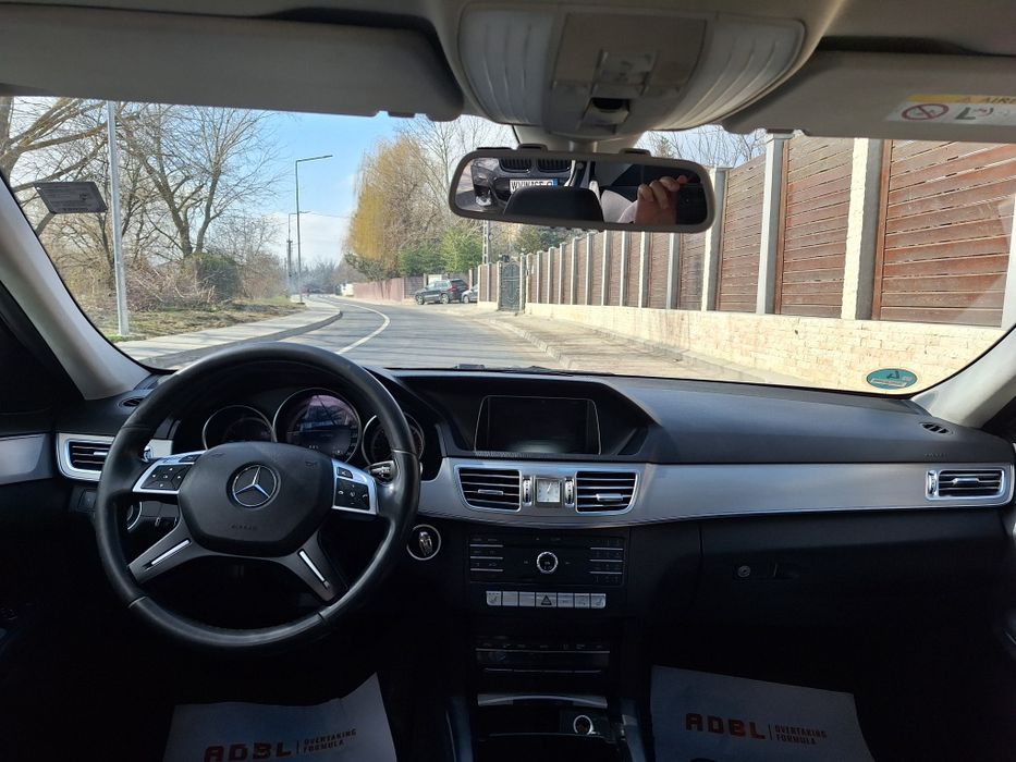 Vand Mercedes Benz