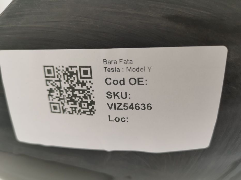 Предна броня Tesla Model Y / Tesla Model Y Оригинална, в добро състоян