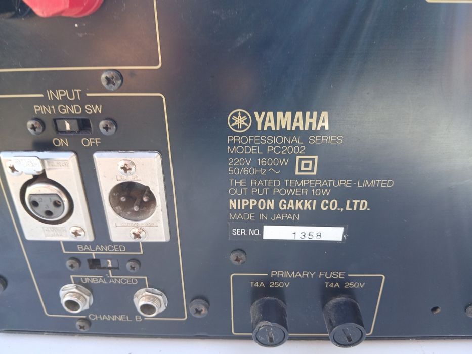 Усилвател (крайно стъпало)YAMAHA PC-2002