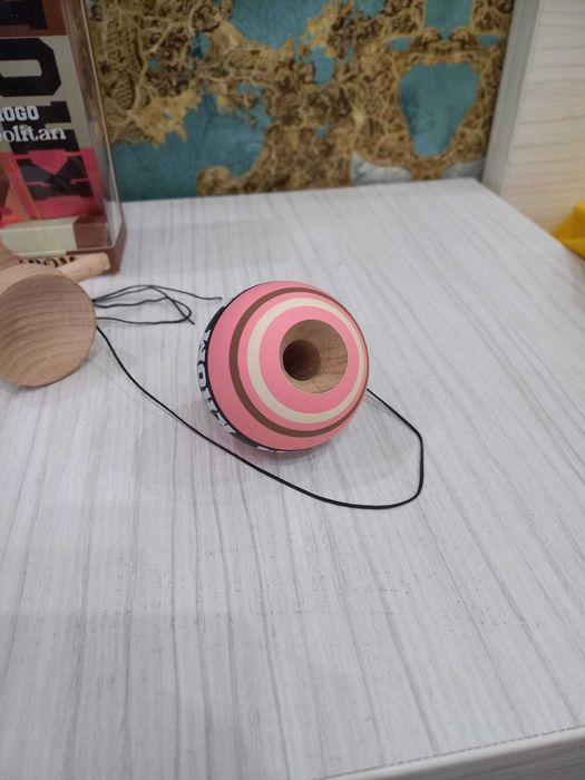 Krom strogo napolitan roz