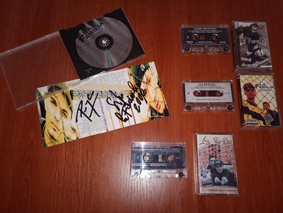 Cd-uri ORIGINALE hiphop românesc - bug mafia la familia parazitii bitza -  STARE FOARTE BUNĂ